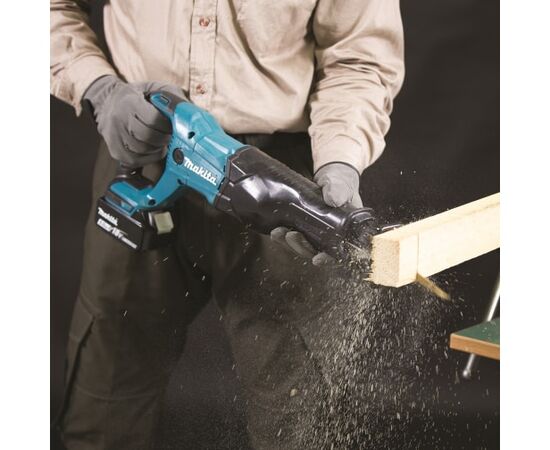  Пила сабельная аккумуляторная Makita DJR 186 Z  Li-ion 